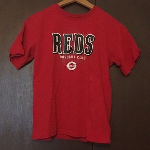 Cincinnati Reds women’s t-shirt